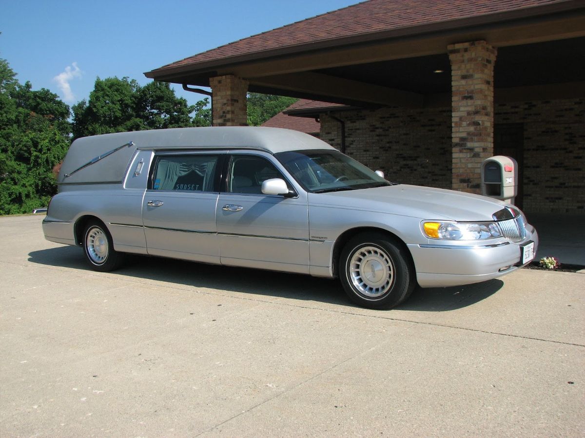 Funeral Home Overhead Expenses Affect Cremation Costs